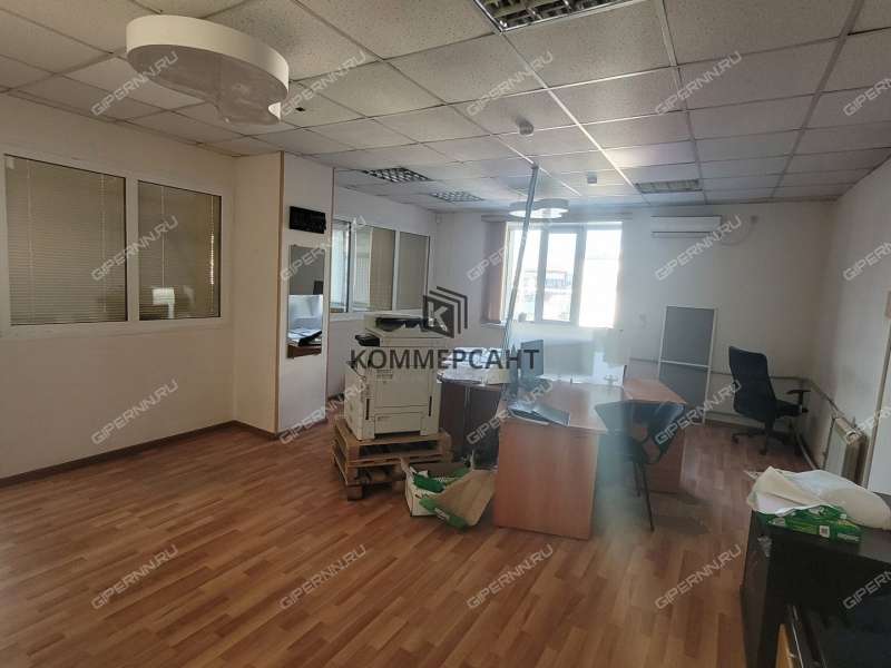 здание под офис, торговую площадь на Памирской улице