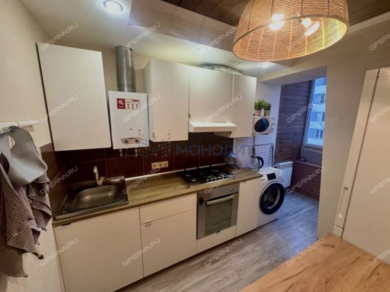 трёхкомнатная квартира на улице Пискунова дом 3 к1