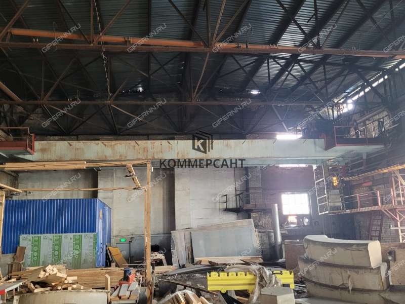 здание под офис, торговую площадь на Памирской улице