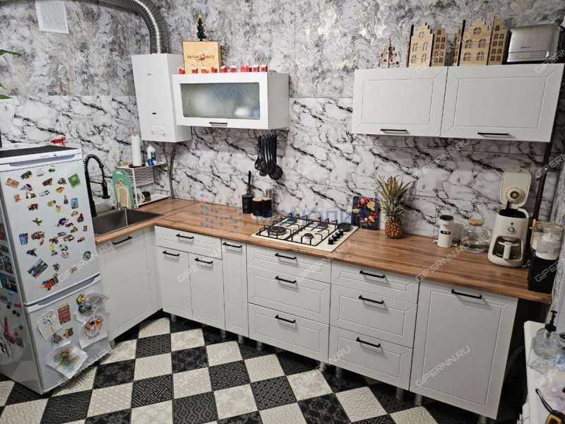 трёхкомнатная квартира на улице Кащенко дом 14